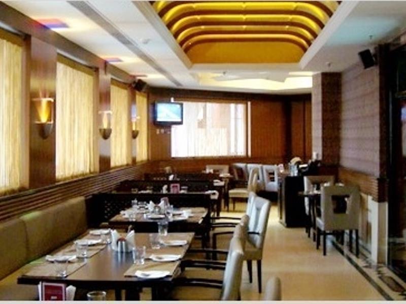 Chanson Grand Westend Delhi  Ngoại thất bức ảnh