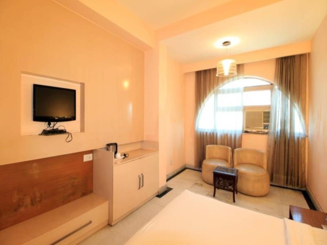 Chanson Grand Westend Delhi  Ngoại thất bức ảnh