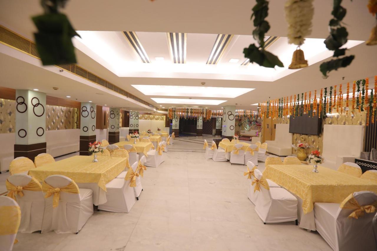 Chanson Grand Westend Delhi  Ngoại thất bức ảnh